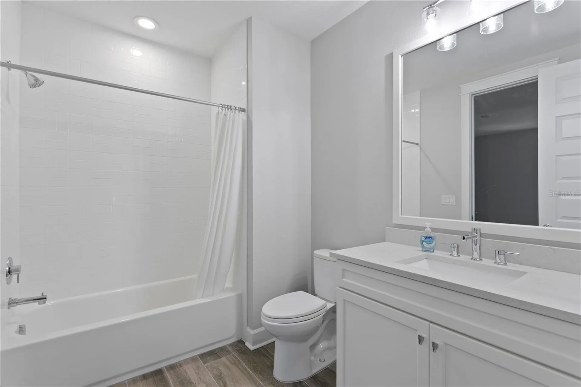 209 S Shore Crest Drive Tampa FL 33609