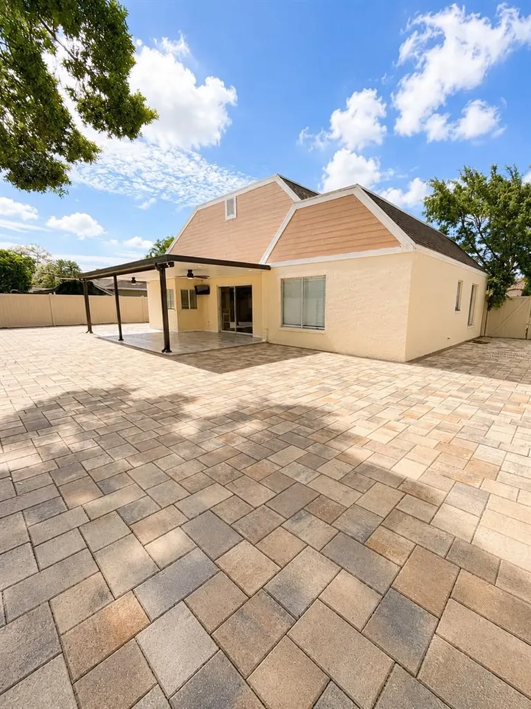 17708 Rivendel Road Lutz FL 33549