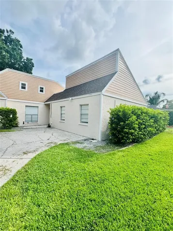 17708 Rivendel Road Lutz FL 33549