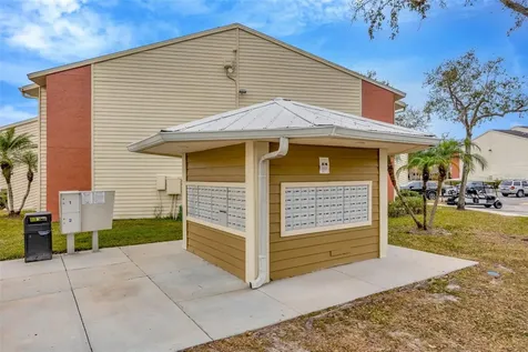308 Lake Parsons Green Brandon FL 33511