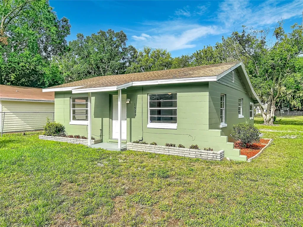 1500 S Summerlin Avenue Sanford FL 32771