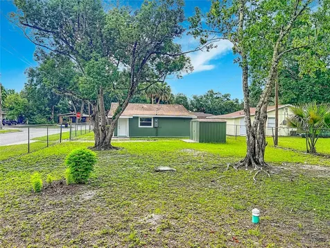 1500 S Summerlin Avenue Sanford FL 32771
