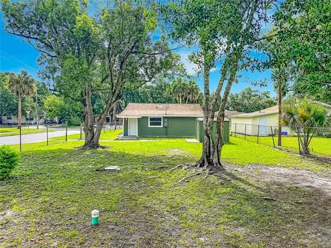 1500 S Summerlin Avenue Sanford FL 32771
