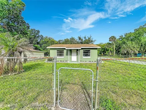 1500 S Summerlin Avenue Sanford FL 32771