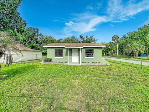 1500 S Summerlin Avenue Sanford FL 32771