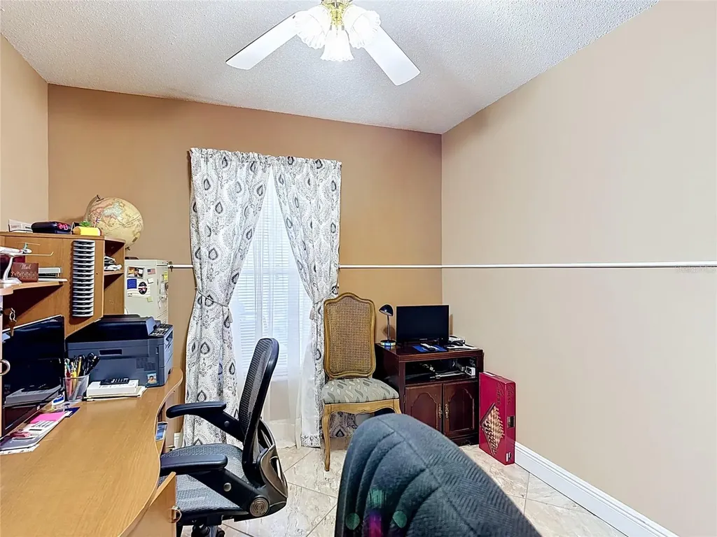 2842 Berkshire Circle Kissimmee FL 34743