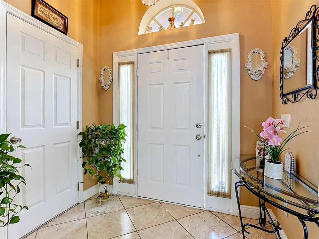 2842 Berkshire Circle Kissimmee FL 34743
