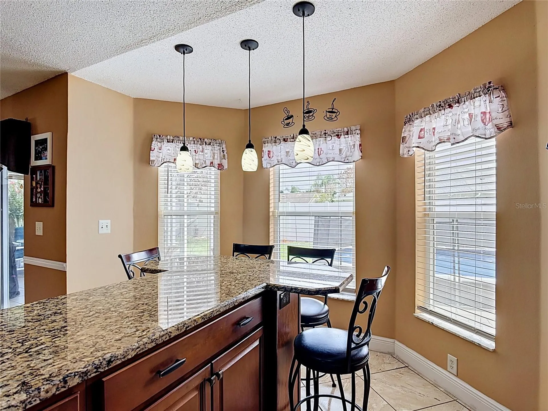 2842 Berkshire Circle Kissimmee FL 34743