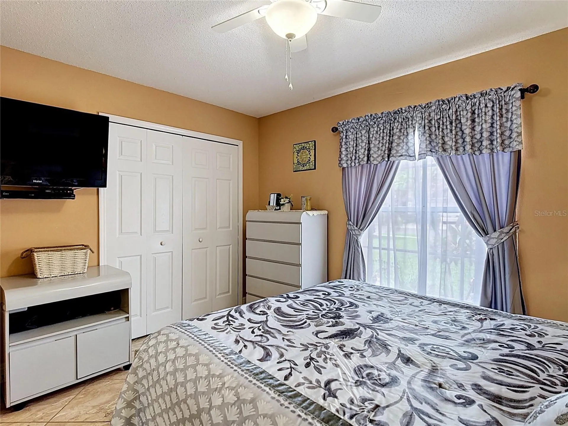2842 Berkshire Circle Kissimmee FL 34743
