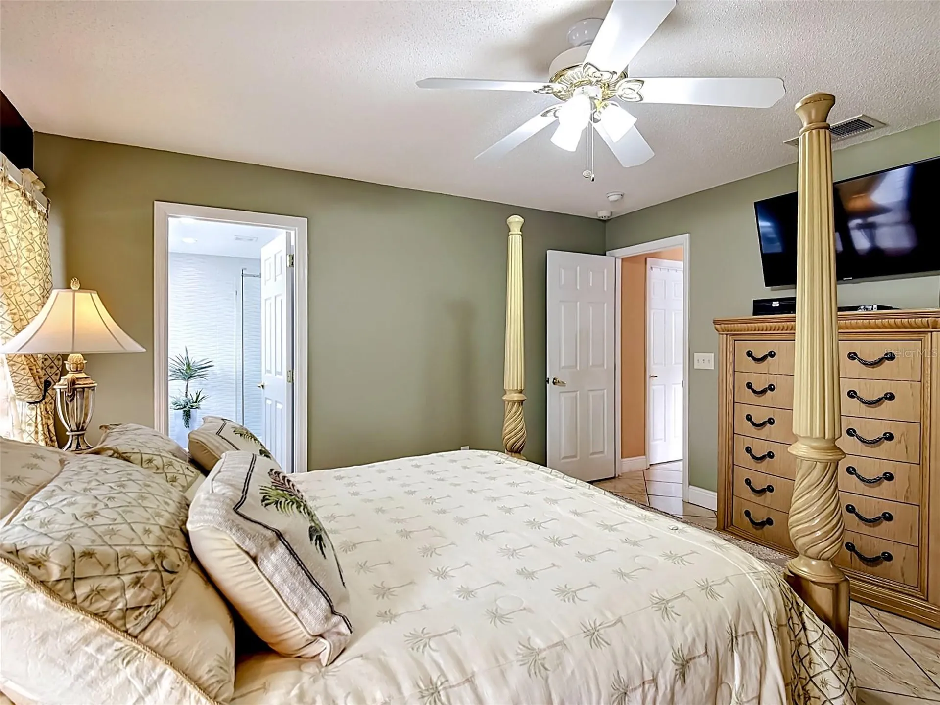 2842 Berkshire Circle Kissimmee FL 34743