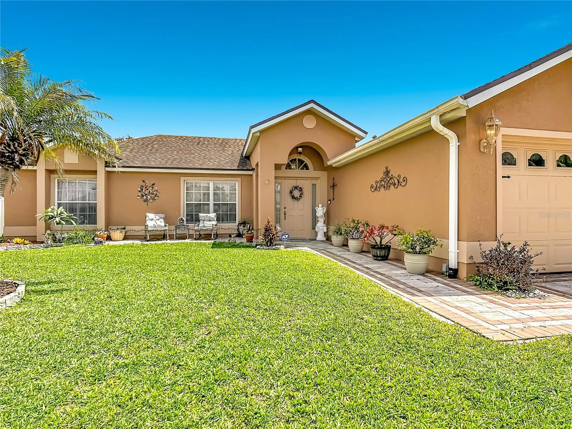 2842 Berkshire Circle Kissimmee FL 34743