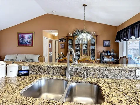 2842 Berkshire Circle Kissimmee FL 34743