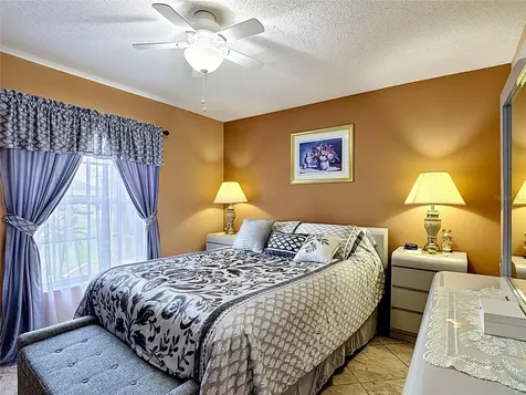 2842 Berkshire Circle Kissimmee FL 34743