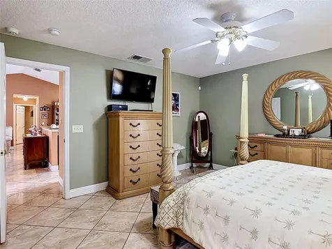 2842 Berkshire Circle Kissimmee FL 34743