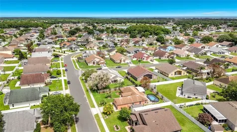 2842 Berkshire Circle Kissimmee FL 34743