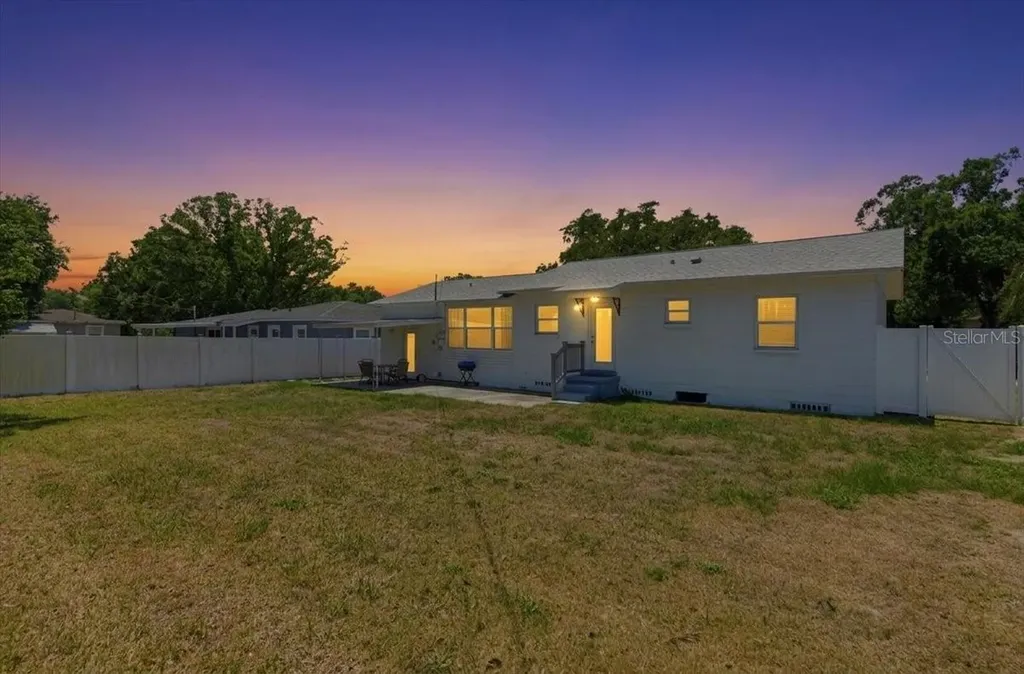 1009 Chester Drive Clearwater FL 33756