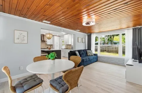 1009 Chester Drive Clearwater FL 33756
