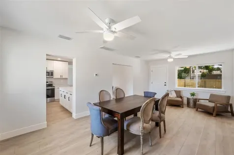 1401 49th Street N St Petersburg FL 33710