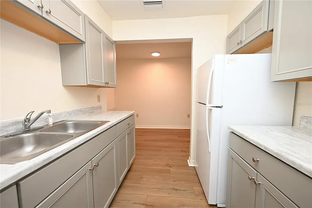 613 Robin Road Lakeland FL 33803