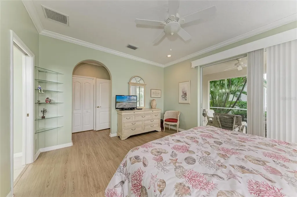 3883 Alamanda Drive Sarasota FL 34238