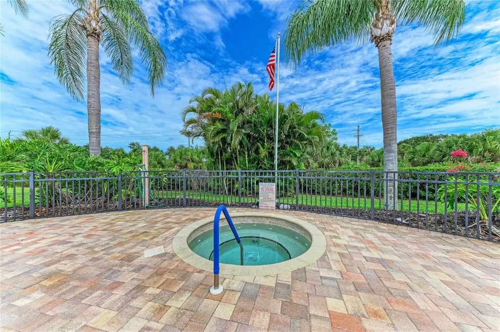 3883 Alamanda Drive Sarasota FL 34238