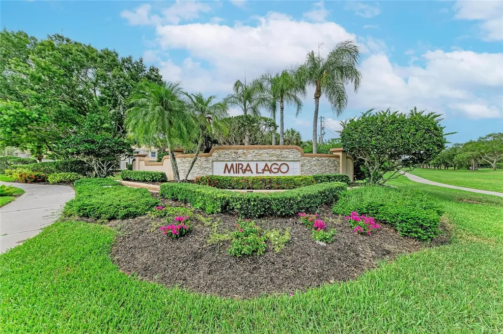 3883 Alamanda Drive Sarasota FL 34238