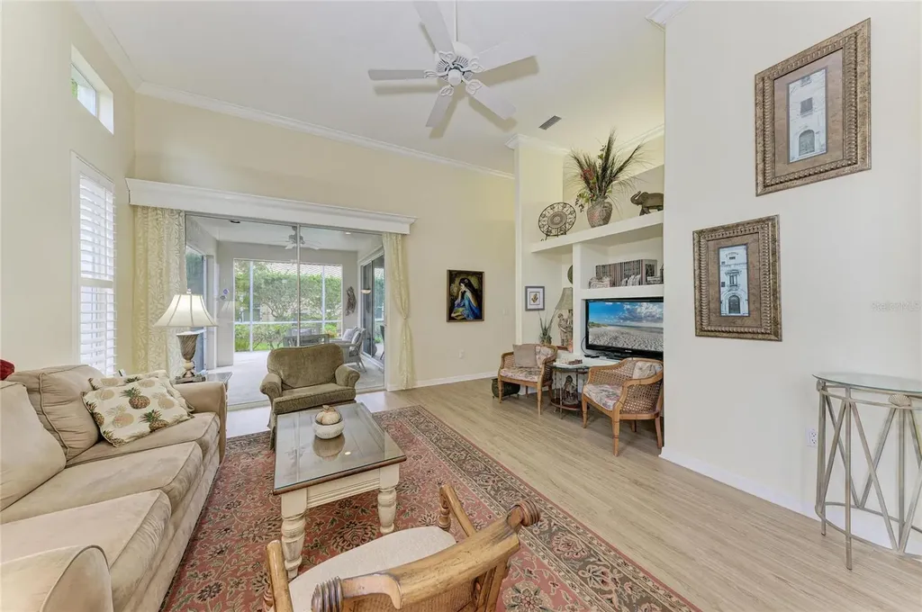 3883 Alamanda Drive Sarasota FL 34238
