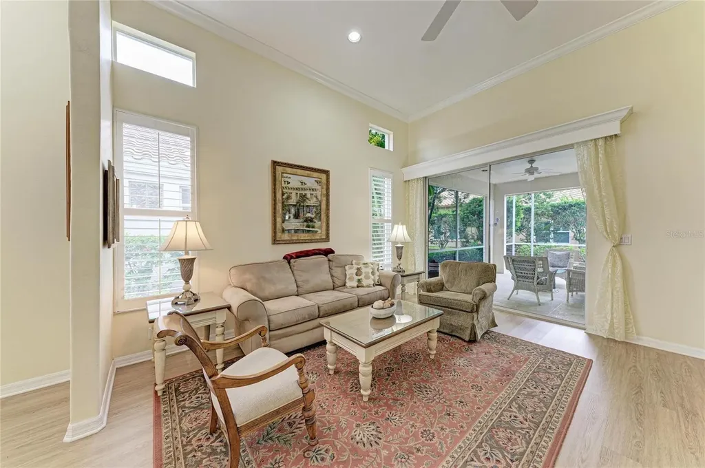 3883 Alamanda Drive Sarasota FL 34238