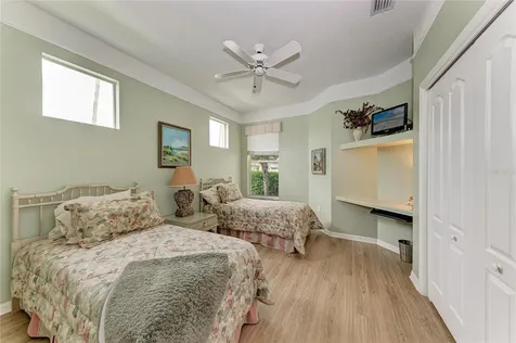 3883 Alamanda Drive Sarasota FL 34238