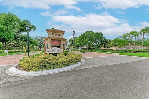 3883 Alamanda Drive Sarasota FL 34238