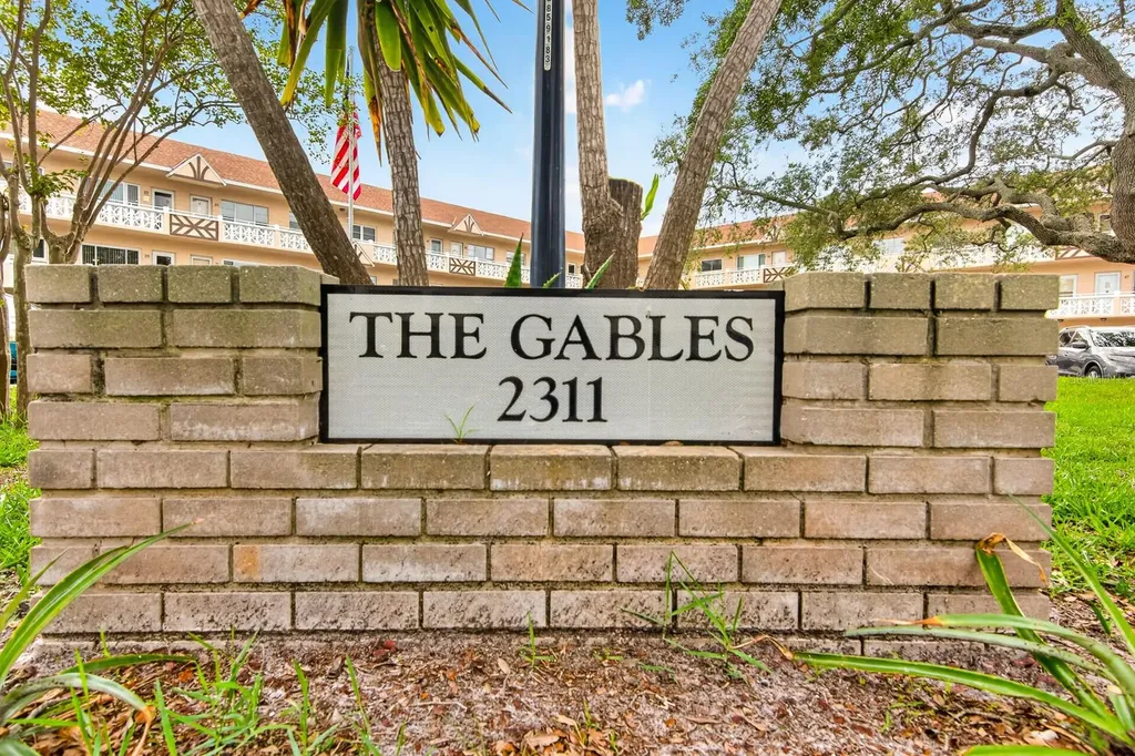 2311 Brisbane Street Clearwater FL 33763