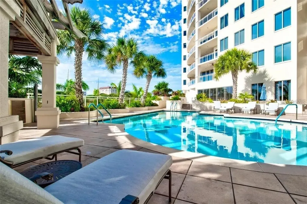 1300 Benjamin Franklin Drive Sarasota FL 34236