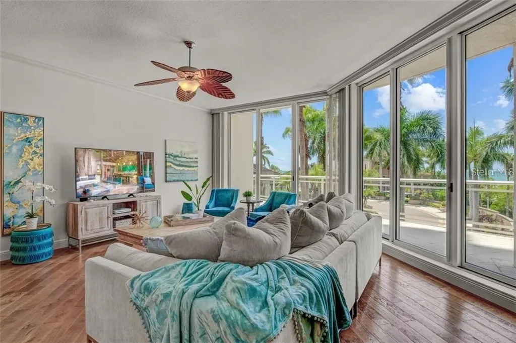 1300 Benjamin Franklin Drive Sarasota FL 34236