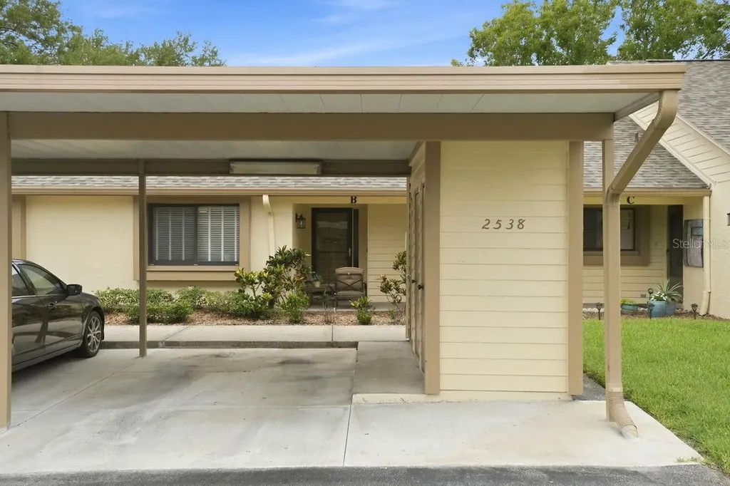2538 Oakleaf Lane Clearwater FL 33763