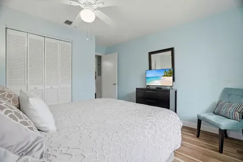 2538 Oakleaf Lane Clearwater FL 33763