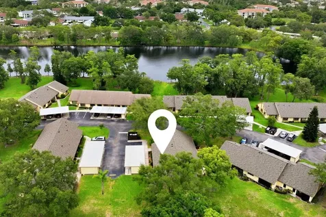 2538 Oakleaf Lane Clearwater FL 33763