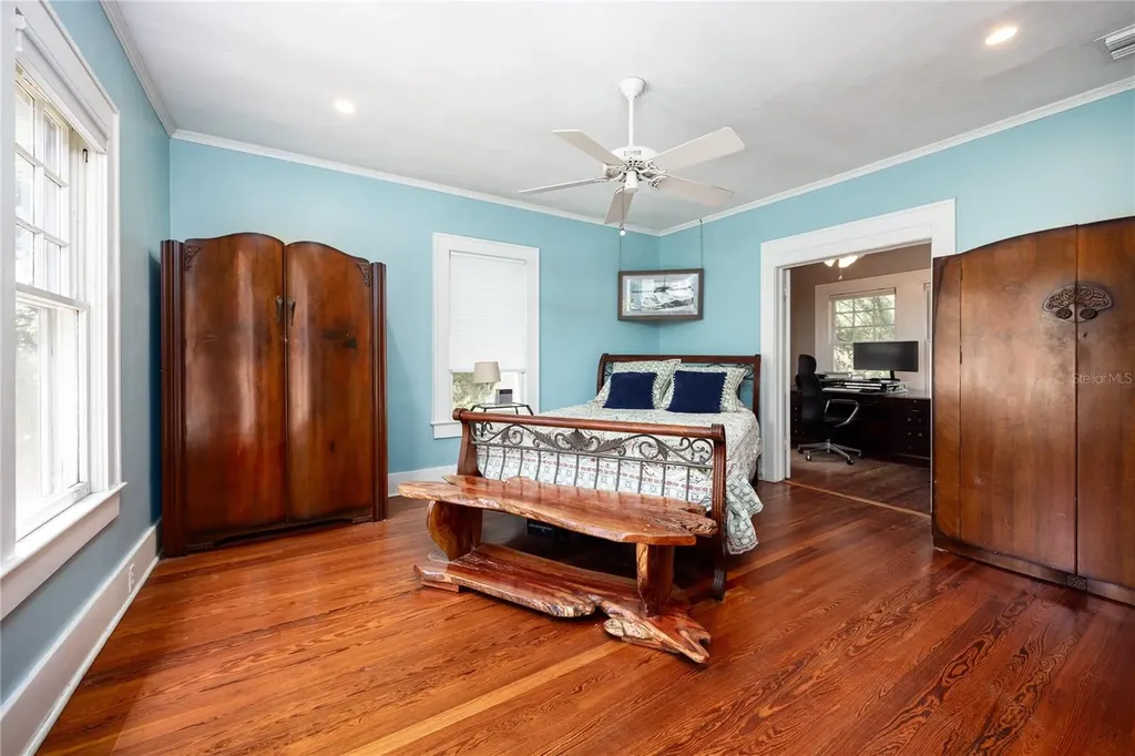 720 NE Boulevard Gainesville FL 32601