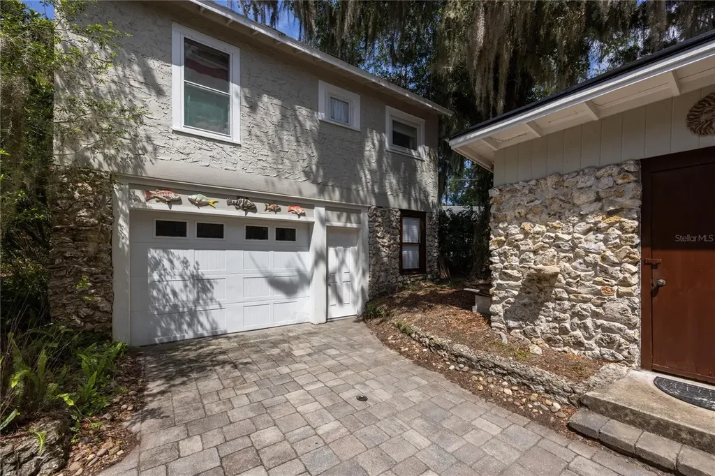 720 NE Blvd. Boulevard Gainesville FL 32601
