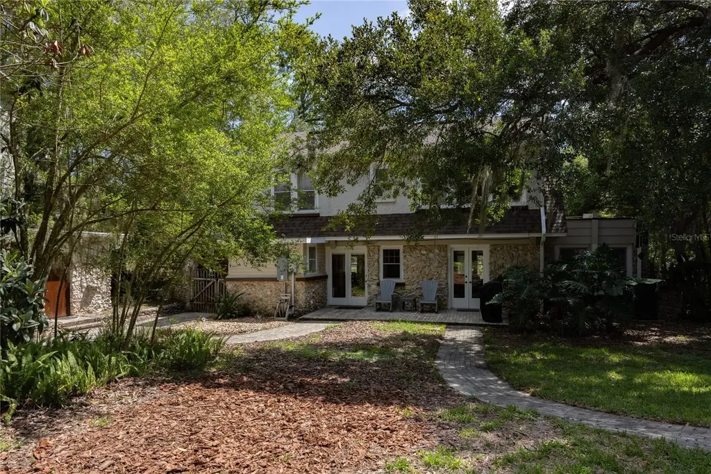 720 NE Boulevard Gainesville FL 32601