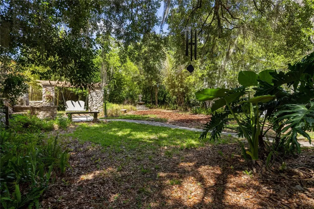 720 NE Boulevard Gainesville FL 32601