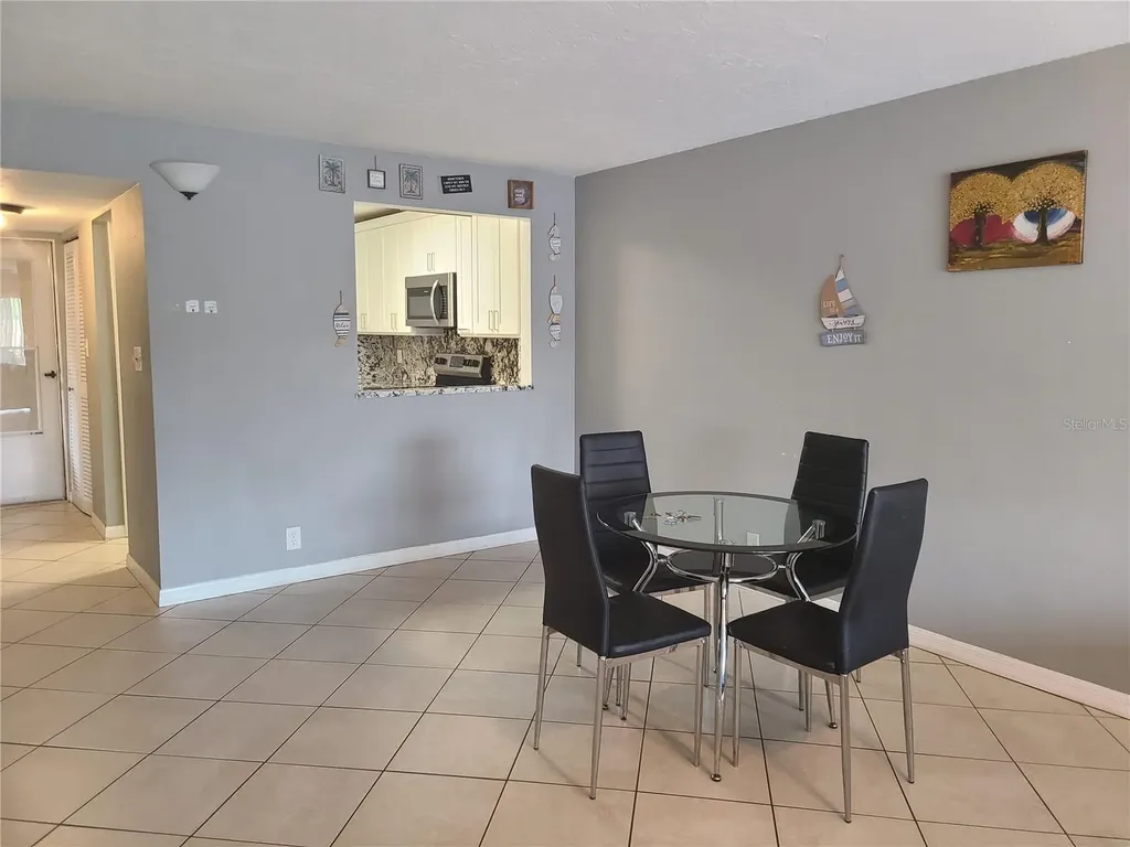 2763 Woodgate Lane Sarasota FL 34231