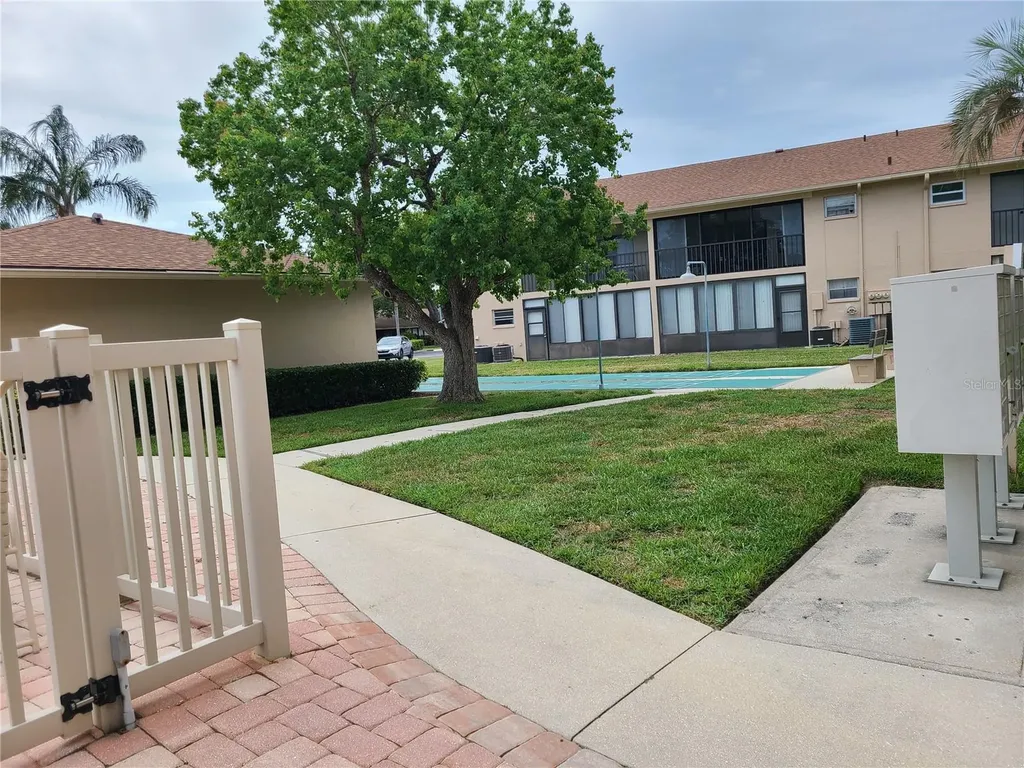 2763 Woodgate Lane Sarasota FL 34231