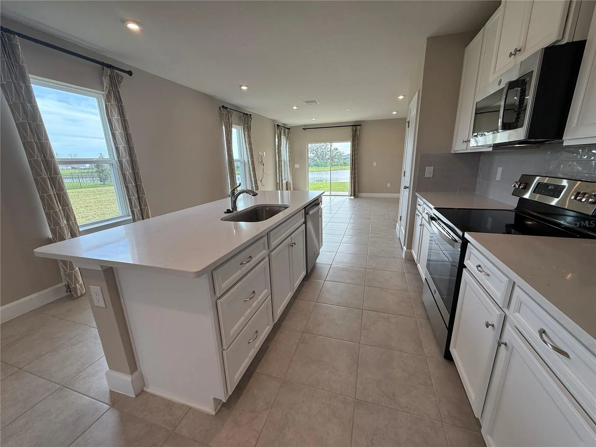 10013 Daybreak Glen Parrish FL 34219