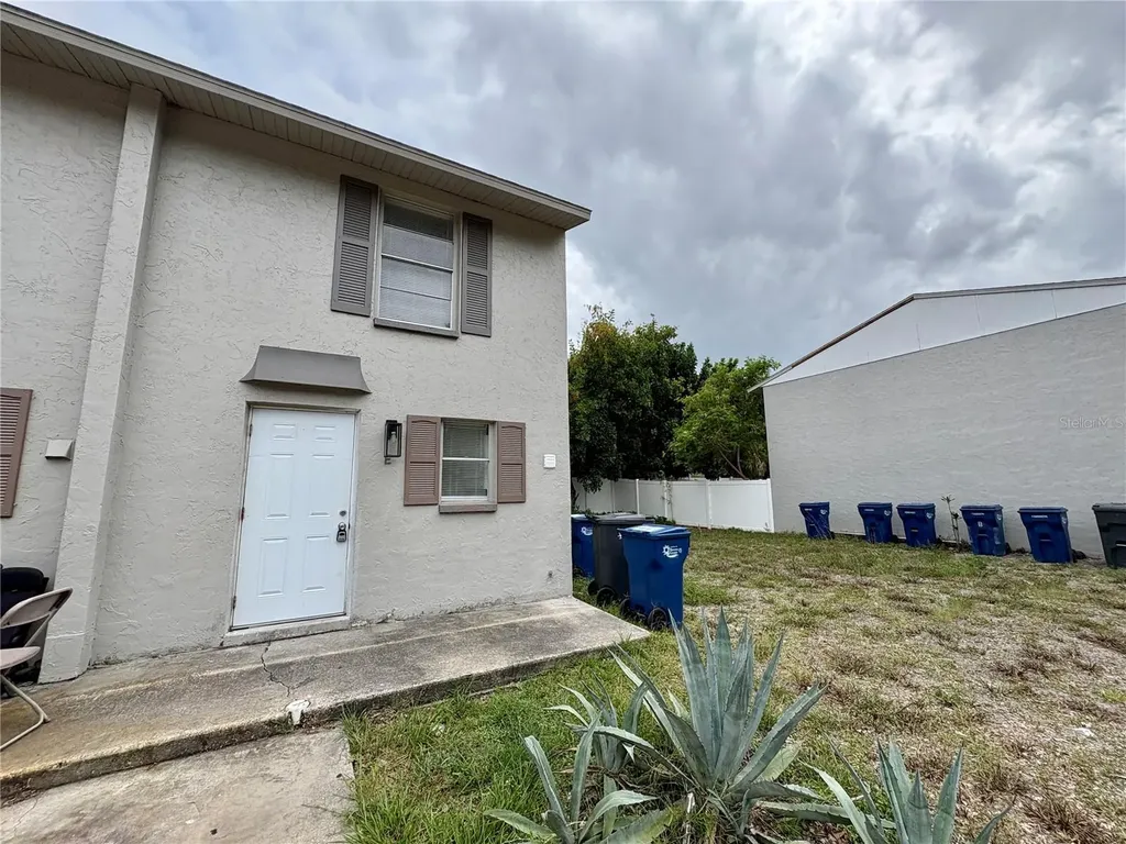 408 57th Avenue Drive E Bradenton FL 34203