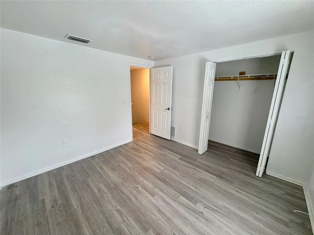 408 57th Avenue Drive E Bradenton FL 34203