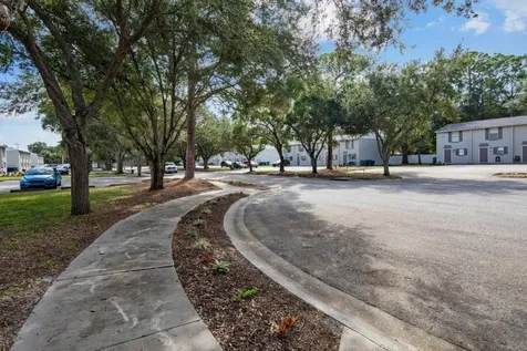 408 57th Avenue Drive E Bradenton FL 34203