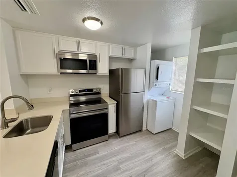 408 57th Avenue Drive E Bradenton FL 34203