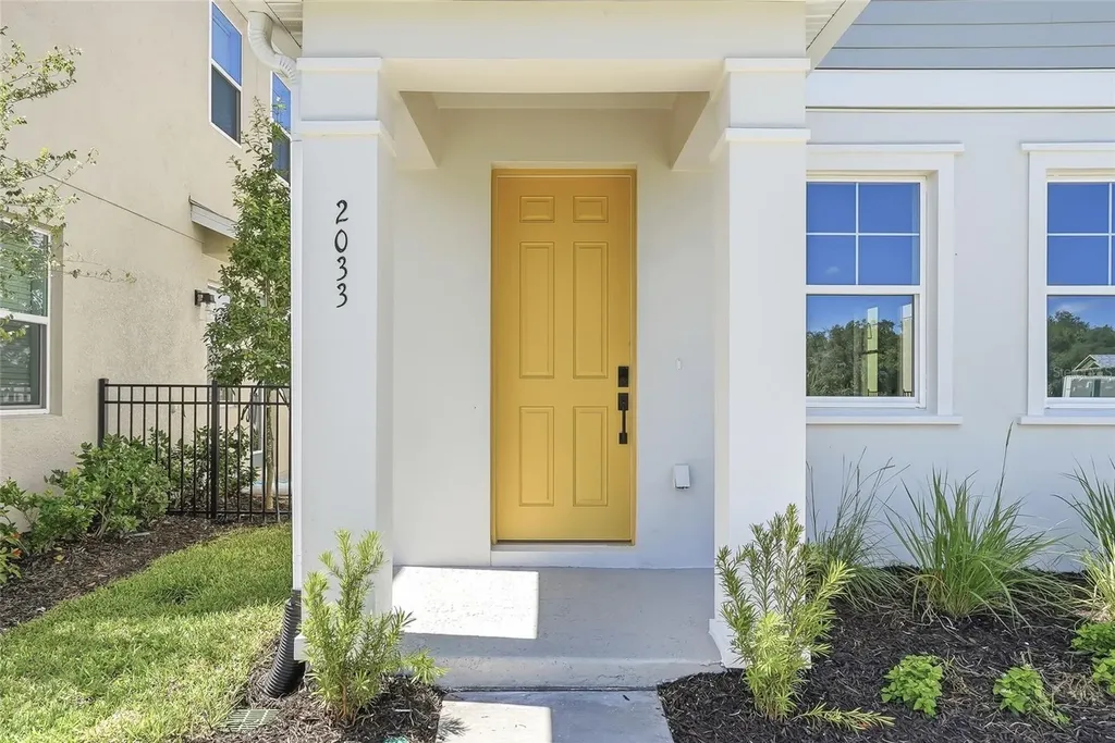 2033 Amelia Bay Place Valrico FL 33596
