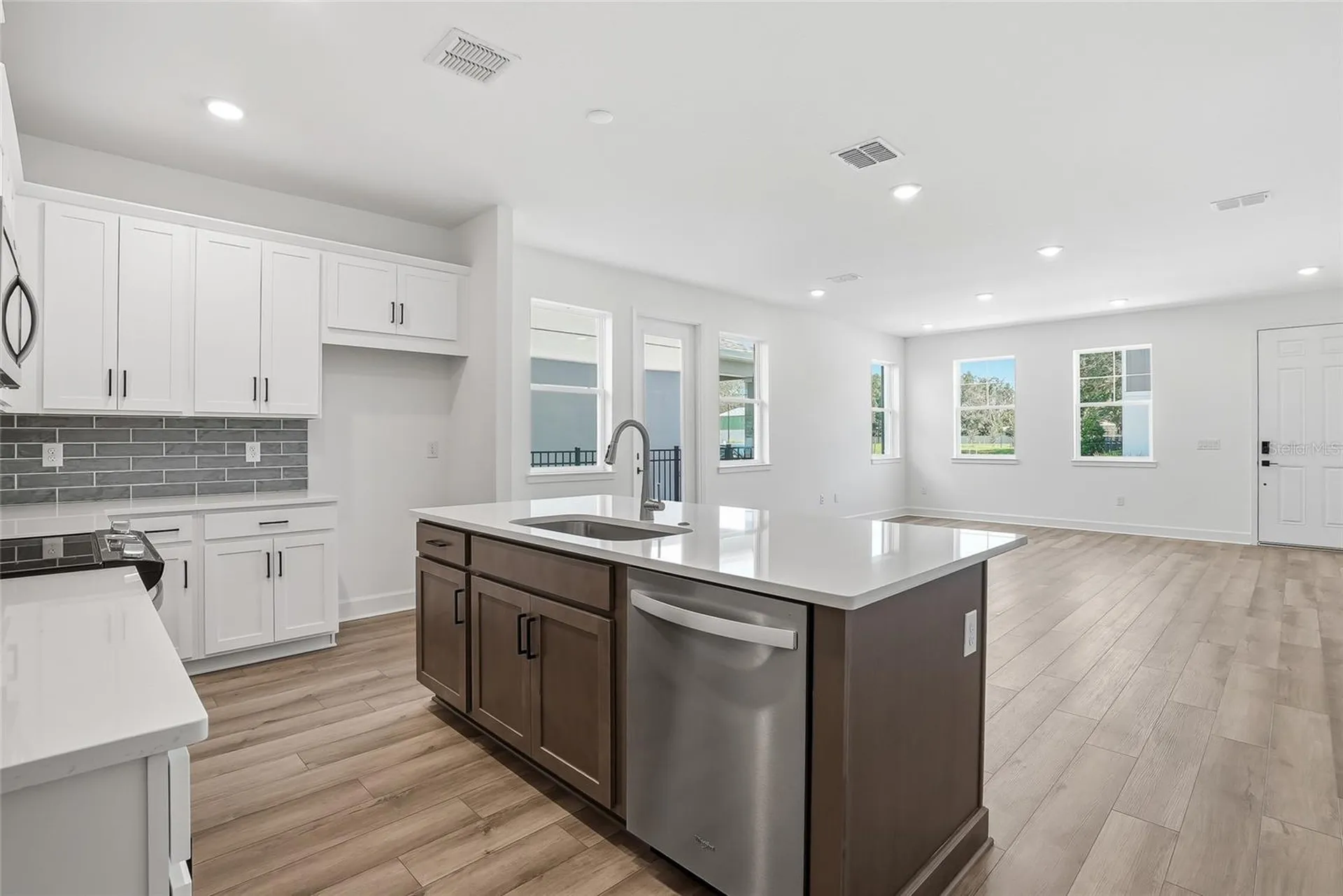 2033 Amelia Bay Place Valrico FL 33596
