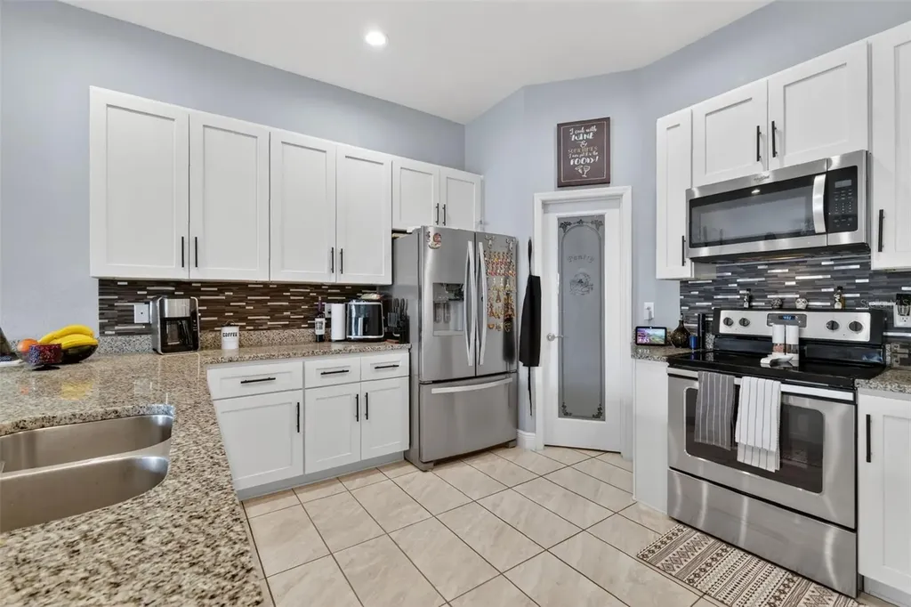 1028 Green Gate Boulevard Groveland FL 34736